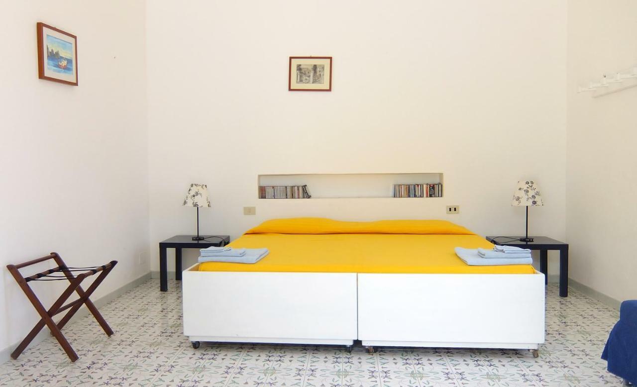 Casa Carlotta Bed & Breakfast Stromboli Ngoại thất bức ảnh